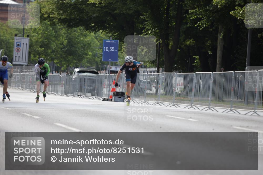 29.06.2025 - hella hamburg halbmarathon Jannik Wohlers http://msf.ph/oto/8251531 29.06.2025 08:48:38 Lombardsbrücke  meine-sportfotos.de