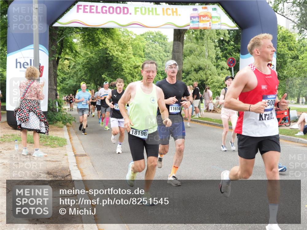29.06.2025 - hella hamburg halbmarathon MichiJ http://msf.ph/oto/8251545 29.06.2025 10:52:03 Zwischen KM18-KM19 4146, 4613, 7271, 7474, 9254, 11614, 13210, 13901, 14306, 15009, 15377, 16237, 17550, 18196, 18426 meine-sportfotos.de