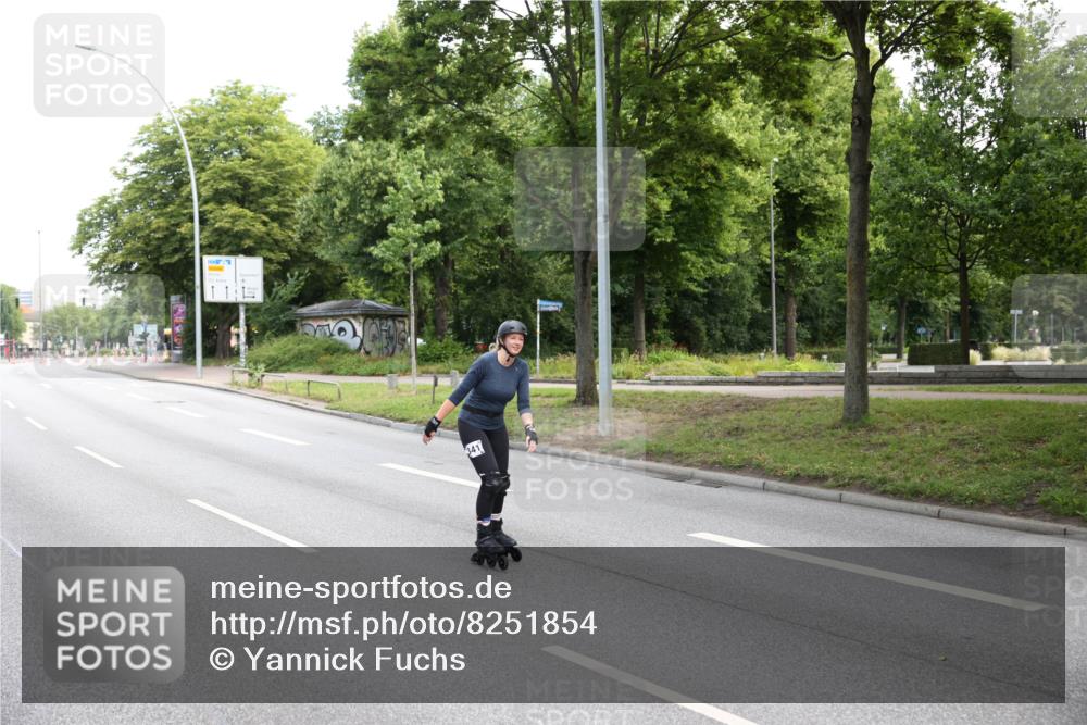 29.06.2025 - hella hamburg halbmarathon Yannick Fuchs http://msf.ph/oto/8251854 29.06.2025 09:33:52 20KM 341 meine-sportfotos.de