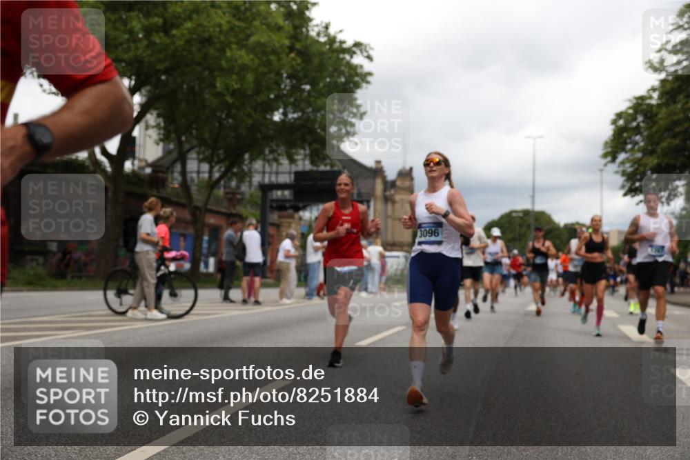 29.06.2025 - hella hamburg halbmarathon Yannick Fuchs http://msf.ph/oto/8251884 29.06.2025 10:47:59 20KM 1267, 1422, 1442, 1502, 1549, 1870, 2058, 2432, 2518, 2630, 3096, 3103, 3819, 4299, 5020, 5259, 6260, 6294, 6374, 7129, 7395, 7478, 7973, 8285, 8394, 9032, 9380, 9791, 9922, 10040, 11009, 11068, 11430, 11789, 11844, 12321, 12607, 12632, 13033, 13147, 13397, 13794, 13803, 13912, 14026, 14239, 14702, 15146, 15838, 15856, 15946, 16623, 16780, 17482, 18308, 18418, 18450, 18514, 18612, 19067 meine-sportfotos.de
