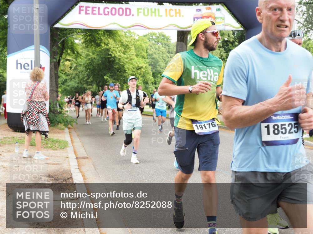 29.06.2025 - hella hamburg halbmarathon MichiJ http://msf.ph/oto/8252088 29.06.2025 10:52:08 Zwischen KM18-KM19 1885, 4613, 6706, 7271, 7474, 9254, 9339, 10756, 11614, 11784, 13210, 15009, 15377, 16063, 16344, 17434, 17550, 18128, 18196, 18525, 19165, 19173, 19176 meine-sportfotos.de
