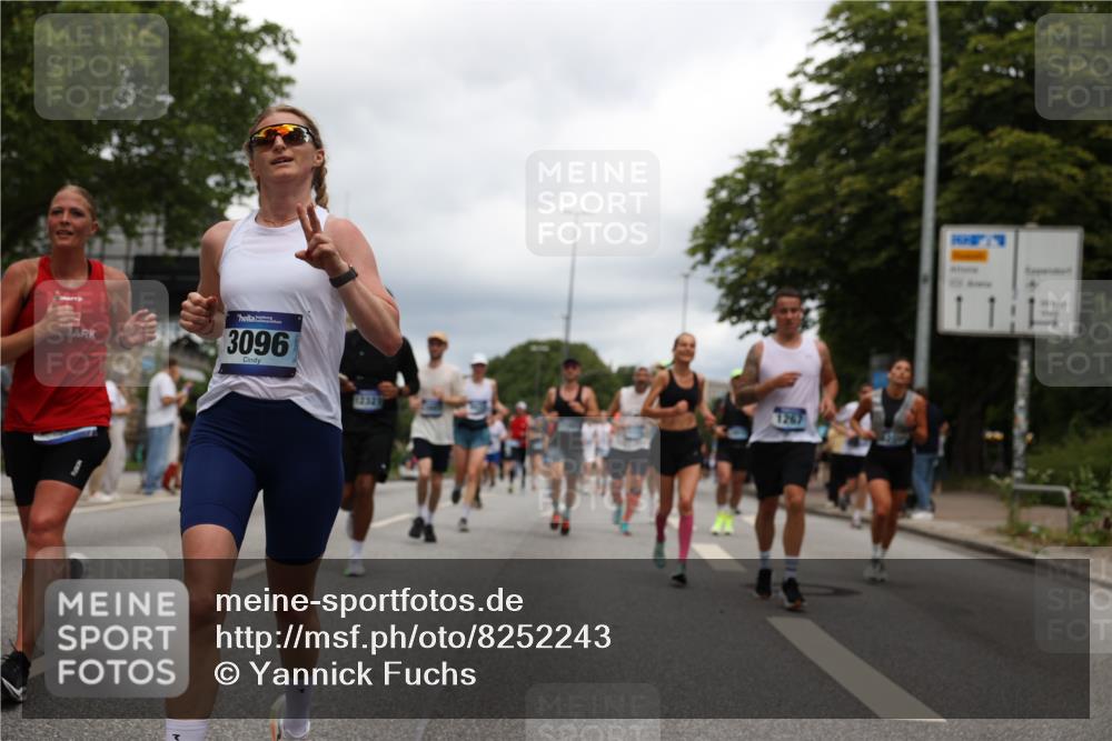 29.06.2025 - hella hamburg halbmarathon Yannick Fuchs http://msf.ph/oto/8252243 29.06.2025 10:48:00 20KM 1267, 1422, 1442, 1502, 1549, 1870, 2058, 2432, 2518, 2630, 3096, 3103, 3819, 3898, 4299, 5020, 5259, 6260, 6294, 6374, 7129, 7395, 7478, 7973, 8285, 8394, 9032, 9380, 9791, 9922, 10040, 11009, 11068, 11430, 11789, 11844, 12213, 12321, 12607, 12632, 13033, 13147, 13397, 13794, 13803, 13912, 14026, 14239, 14702, 15146, 15838, 15856, 15946, 16623, 16780, 17482, 18308, 18418, 18450, 18514, 18612, 18759, 19067 meine-sportfotos.de