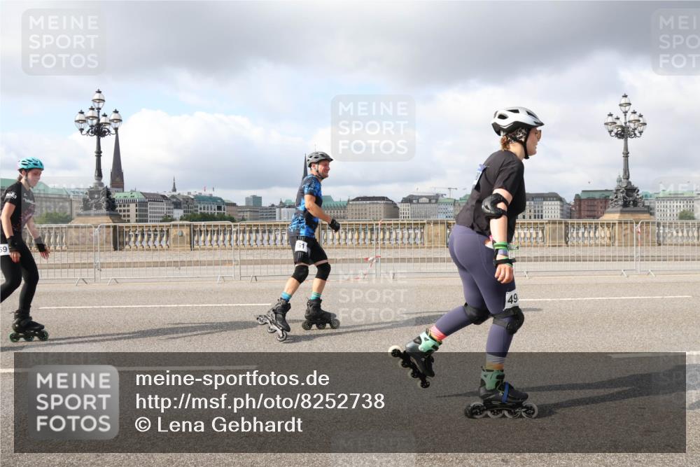 29.06.2025 - hella hamburg halbmarathon Lena Gebhardt http://msf.ph/oto/8252738 29.06.2025 09:03:09 Lombardsbrücke  meine-sportfotos.de