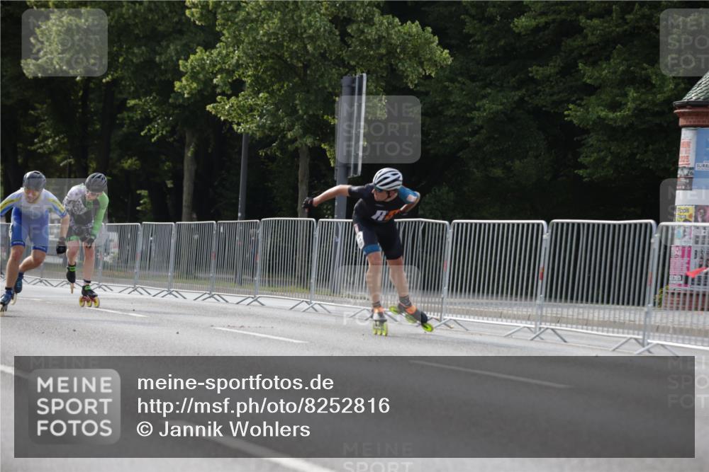 29.06.2025 - hella hamburg halbmarathon Jannik Wohlers http://msf.ph/oto/8252816 29.06.2025 08:48:40 Lombardsbrücke  meine-sportfotos.de