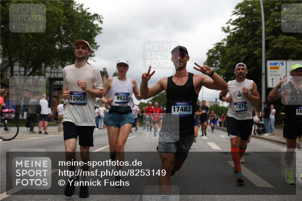 29.06.2025 - hella hamburg halbmarathon Yannick Fuchs http://msf.ph/oto/8253149 29.06.2025 10:48:03 20KM 1267, 1422, 1442, 1502, 1549, 1870, 2058, 2432, 2518, 2630, 3096, 3103, 3310, 3898, 4299, 5020, 5259, 6260, 6294, 6374, 7129, 7395, 7478, 7973, 8223, 8285, 8394, 9032, 9380, 9791, 9922, 10040, 11009, 11068, 11430, 11789, 11844, 12213, 12321, 12607, 13033, 13147, 13397, 13794, 13803, 13869, 13912, 14026, 14239, 14702, 15146, 15856, 16623, 16750, 16780, 17482, 17765, 18308, 18450, 18514, 18612, 18759, 19067, 19177 meine-sportfotos.de