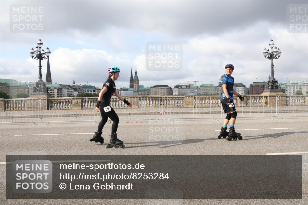 29.06.2025 - hella hamburg halbmarathon Lena Gebhardt http://msf.ph/oto/8253284 29.06.2025 09:03:09 Lombardsbrücke  meine-sportfotos.de