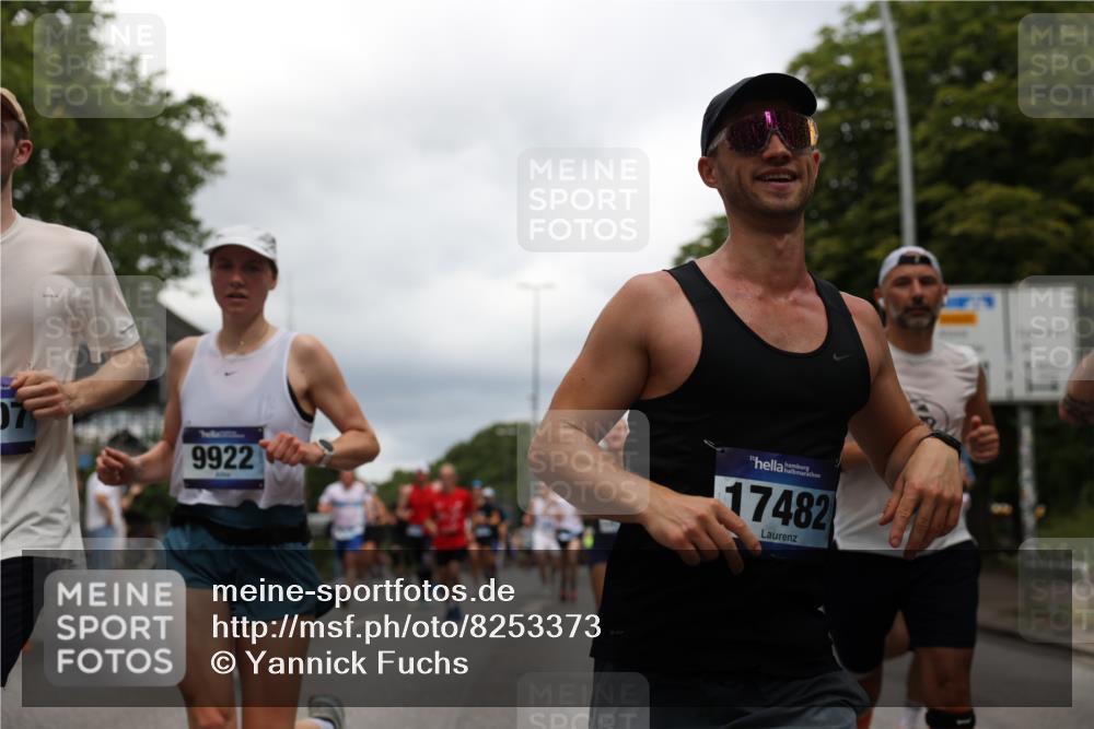 29.06.2025 - hella hamburg halbmarathon Yannick Fuchs http://msf.ph/oto/8253373 29.06.2025 10:48:03 20KM 1267, 1422, 1442, 1502, 1549, 1870, 2058, 2432, 2518, 2630, 3096, 3103, 3310, 3898, 4299, 5020, 5259, 6260, 6294, 6374, 7129, 7395, 7478, 7973, 8223, 8285, 8394, 9032, 9380, 9791, 9922, 10040, 11009, 11068, 11430, 11789, 11844, 12213, 12321, 12607, 13033, 13147, 13397, 13794, 13803, 13869, 13912, 14026, 14239, 14702, 15146, 15856, 16623, 16750, 16780, 17482, 17765, 18308, 18450, 18514, 18612, 18759, 19067, 19177 meine-sportfotos.de