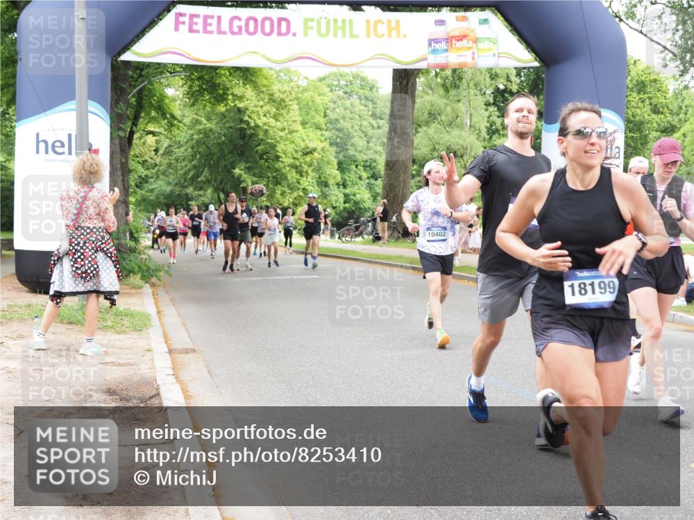 29.06.2025 - hella hamburg halbmarathon MichiJ http://msf.ph/oto/8253410 29.06.2025 10:52:18 Zwischen KM18-KM19 1186, 1229, 1559, 2136, 4307, 5073, 6322, 7210, 7211, 7888, 7907, 8894, 8960, 9477, 10402, 12426, 15000, 18199 meine-sportfotos.de