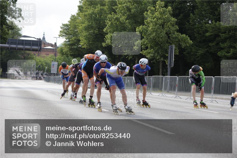 29.06.2025 - hella hamburg halbmarathon Jannik Wohlers http://msf.ph/oto/8253440 29.06.2025 08:48:42 Lombardsbrücke  meine-sportfotos.de