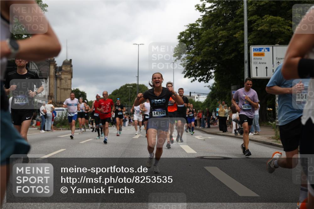 29.06.2025 - hella hamburg halbmarathon Yannick Fuchs http://msf.ph/oto/8253535 29.06.2025 10:48:04 20KM 1267, 1422, 1442, 1502, 1549, 1870, 2432, 2630, 3096, 3103, 3310, 3898, 4299, 5020, 5259, 6260, 6294, 6374, 7129, 7395, 7478, 7973, 8223, 8285, 8394, 9032, 9380, 9791, 9922, 10040, 11009, 11068, 11430, 11789, 12213, 12321, 12607, 13147, 13397, 13794, 13803, 13869, 13912, 14026, 14239, 14702, 15146, 15856, 16623, 16750, 16780, 17482, 17765, 18308, 18450, 18514, 18612, 18759, 19067, 19177 meine-sportfotos.de