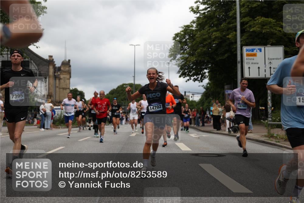 29.06.2025 - hella hamburg halbmarathon Yannick Fuchs http://msf.ph/oto/8253589 29.06.2025 10:48:04 20KM 1267, 1422, 1442, 1502, 1549, 1870, 2432, 2630, 3096, 3103, 3310, 3898, 4299, 5020, 5259, 6260, 6294, 6374, 7129, 7395, 7478, 7973, 8223, 8285, 8394, 9032, 9380, 9791, 9922, 10040, 11009, 11068, 11430, 11789, 12213, 12321, 12607, 13147, 13397, 13794, 13803, 13869, 13912, 14026, 14239, 14702, 15146, 15856, 16623, 16750, 16780, 17482, 17765, 18308, 18450, 18514, 18612, 18759, 19067, 19177 meine-sportfotos.de