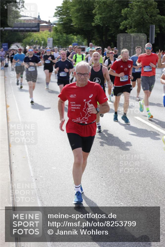 29.06.2025 - hella hamburg halbmarathon Jannik Wohlers http://msf.ph/oto/8253799 29.06.2025 09:56:51 Lombardsbrücke 1030, 1327, 1381, 1442, 1537, 1657, 2025, 2119, 2595, 2814, 2839, 2869, 3093, 3103, 3698, 4299, 4558, 4726, 5013, 5018, 5021, 5319, 5744, 6720, 6762, 7177, 7259, 7918, 8313, 8447, 8651, 8930, 9060, 9316, 10040, 10133, 10191, 10192, 10368, 10376, 10549, 10667, 11143, 11339, 11451, 11579, 11747, 11975, 12235, 12421, 12489, 12528, 12580, 13267, 13794, 13865, 14036, 14122, 14125, 14192, 14482, 14592, 15484, 15590, 15897, 16043, 16094, 16291, 16732, 17129 meine-sportfotos.de