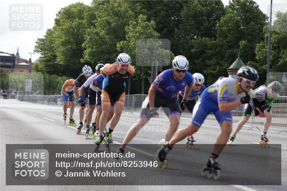 29.06.2025 - hella hamburg halbmarathon Jannik Wohlers http://msf.ph/oto/8253946 29.06.2025 08:48:42 Lombardsbrücke  meine-sportfotos.de