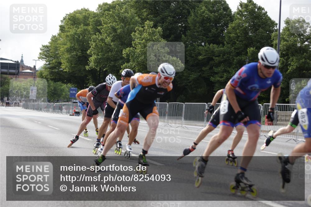 29.06.2025 - hella hamburg halbmarathon Jannik Wohlers http://msf.ph/oto/8254093 29.06.2025 08:48:43 Lombardsbrücke  meine-sportfotos.de
