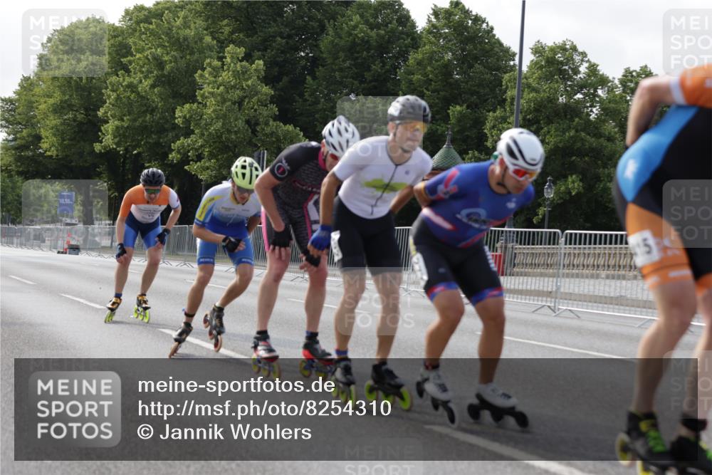 29.06.2025 - hella hamburg halbmarathon Jannik Wohlers http://msf.ph/oto/8254310 29.06.2025 08:48:43 Lombardsbrücke  meine-sportfotos.de