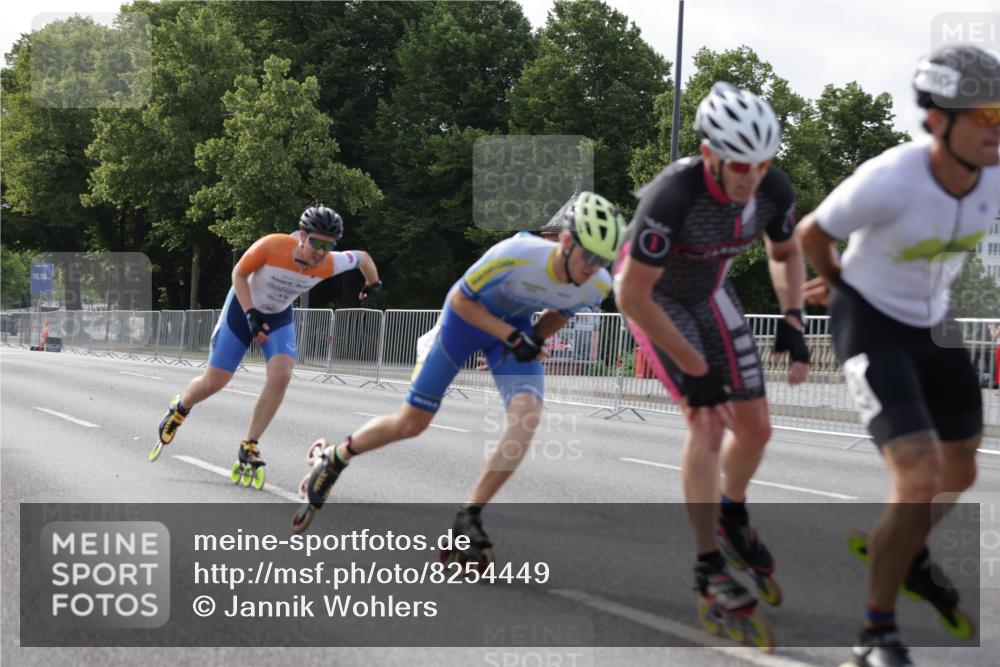 29.06.2025 - hella hamburg halbmarathon Jannik Wohlers http://msf.ph/oto/8254449 29.06.2025 08:48:43 Lombardsbrücke  meine-sportfotos.de