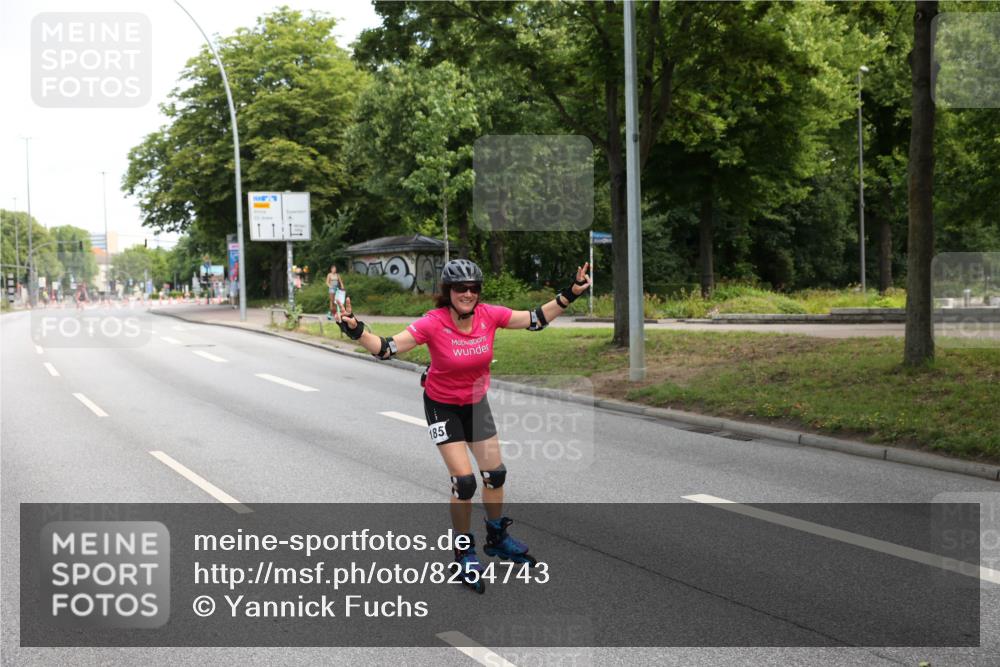29.06.2025 - hella hamburg halbmarathon Yannick Fuchs http://msf.ph/oto/8254743 29.06.2025 09:35:02 20KM 185 meine-sportfotos.de