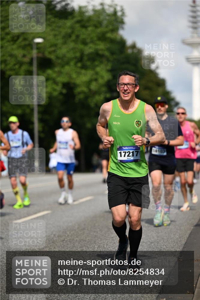 29.06.2025 - hella hamburg halbmarathon Dr. Thomas Lammeyer http://msf.ph/oto/8254834 29.06.2025 09:51:44 Kennedybrücke 1385, 1505, 1710, 1743, 2714, 2767, 3959, 4860, 5091, 5315, 5554, 5709, 6684, 7884, 8933, 10404, 10793, 10852, 10900 meine-sportfotos.de