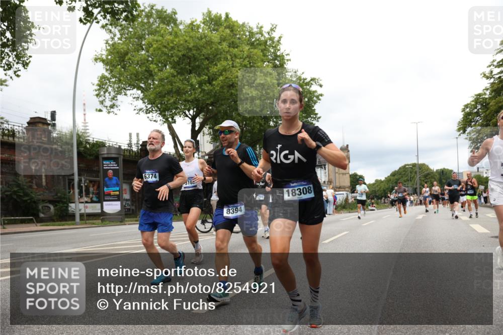 29.06.2025 - hella hamburg halbmarathon Yannick Fuchs http://msf.ph/oto/8254921 29.06.2025 10:48:09 20KM 1422, 1442, 1549, 1815, 1870, 2432, 3103, 3310, 3898, 4299, 5259, 6260, 6294, 6356, 6374, 6994, 7129, 7395, 7478, 7973, 8223, 8285, 8394, 8798, 9032, 9380, 9791, 9922, 10040, 11009, 11430, 11789, 12213, 12321, 12362, 12607, 13147, 13794, 13803, 13869, 14026, 14239, 14702, 14818, 15113, 15146, 15156, 15169, 16092, 16574, 16623, 16750, 16780, 17482, 17740, 17765, 18308, 18450, 18514, 18612, 18759, 19067, 19177 meine-sportfotos.de