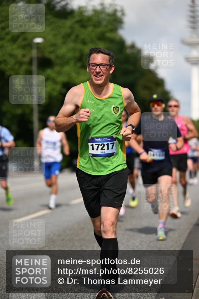 29.06.2025 - hella hamburg halbmarathon Dr. Thomas Lammeyer http://msf.ph/oto/8255026 29.06.2025 09:51:44 Kennedybrücke 1385, 1505, 1710, 1743, 2714, 2767, 3959, 4860, 5091, 5315, 5554, 5709, 6684, 7884, 8933, 10404, 10793, 10852, 10900 meine-sportfotos.de