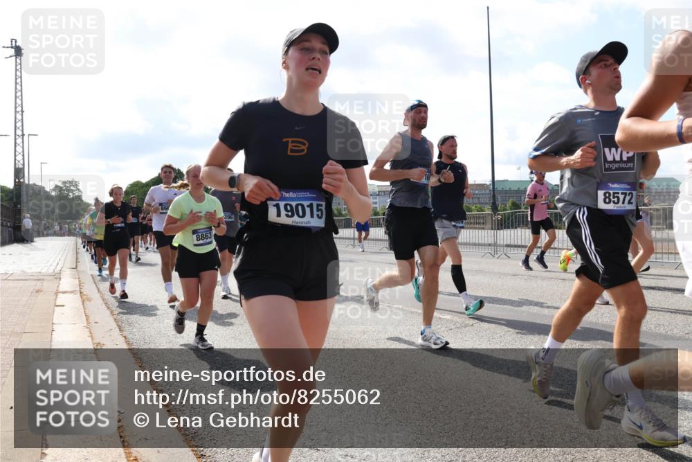 29.06.2025 - hella hamburg halbmarathon Lena Gebhardt http://msf.ph/oto/8255062 29.06.2025 09:56:50 Lombardsbrücke 1381, 1452, 1460, 1496, 1537, 1628, 1657, 1783, 1833, 1877, 2013, 2058, 2074, 2082, 2111, 2208, 2340, 2378, 2396, 2771, 2839, 2869, 2878, 2953, 2996, 3256, 3296, 3310, 3575, 3652, 3791, 4065, 4377, 4404, 4635, 4711, 4726, 4770, 4833, 4897, 5008, 5169, 5194, 5319, 5482, 5839, 5978, 6033, 6286, 6377, 6511, 6512, 6561, 6562, 6631, 7176, 7383, 7475, 7583, 8112, 8261, 8313, 8361, 8572, 8587, 8618, 8651, 8661, 8710, 8813, 8863, 8921, 8930, 8996, 9060, 9082, 9497, 9597, 9638 meine-sportfotos.de