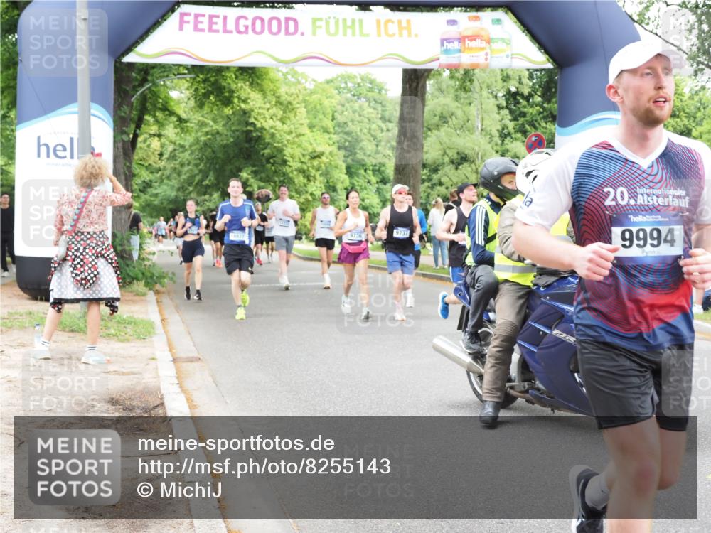 29.06.2025 - hella hamburg halbmarathon MichiJ http://msf.ph/oto/8255143 29.06.2025 10:52:33 Zwischen KM18-KM19 1034, 3112, 5464, 6590, 7826, 8405, 9737, 9994, 10736, 11027, 14022, 14607, 16355, 16847, 16911, 17707, 18726 meine-sportfotos.de