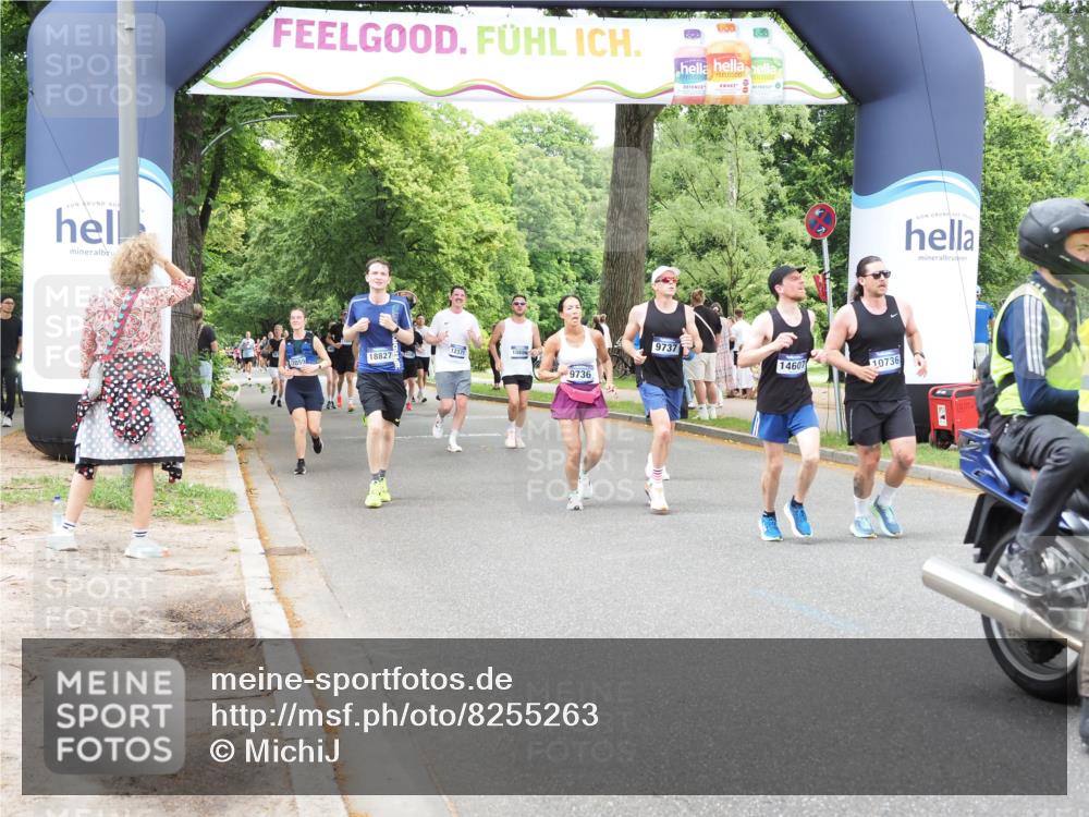 29.06.2025 - hella hamburg halbmarathon MichiJ http://msf.ph/oto/8255263 29.06.2025 10:52:33 Zwischen KM18-KM19 1034, 3112, 5464, 6590, 7826, 8405, 9737, 9994, 10736, 11027, 14022, 14607, 16355, 16847, 16911, 17707, 18726 meine-sportfotos.de