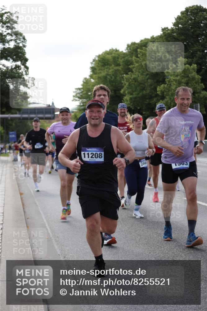 29.06.2025 - hella hamburg halbmarathon Jannik Wohlers http://msf.ph/oto/8255521 29.06.2025 09:57:24 Lombardsbrücke 1094, 1320, 1321, 1563, 1870, 2448, 2488, 2946, 3058, 3114, 3999, 4379, 5032, 5305, 5775, 6355, 6356, 6374, 6569, 6585, 6628, 6776, 7134, 7478, 7594, 7646, 7952, 7973, 7976, 8172, 8176, 8413, 8973, 9214, 9227, 9739, 9835, 10860, 11208, 11310, 11512, 11832, 12155, 12224, 12961, 13047, 13750, 14300, 14638, 14865, 14914, 15125, 15134, 15146, 15169, 15395, 15426, 15496, 15712, 15915, 16008, 16009, 16039, 16047, 16285, 16320, 16750, 16980, 17530, 17640, 17642 meine-sportfotos.de