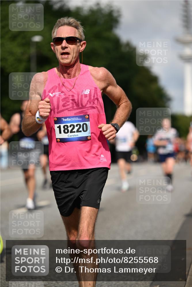 29.06.2025 - hella hamburg halbmarathon Dr. Thomas Lammeyer http://msf.ph/oto/8255568 29.06.2025 09:51:47 Kennedybrücke 1290, 1385, 1505, 1710, 1743, 2714, 2767, 3959, 4860, 5091, 5315, 5554, 5709, 6684, 7152, 7154, 7884, 8933, 9403, 10404, 10793, 10852, 10900 meine-sportfotos.de