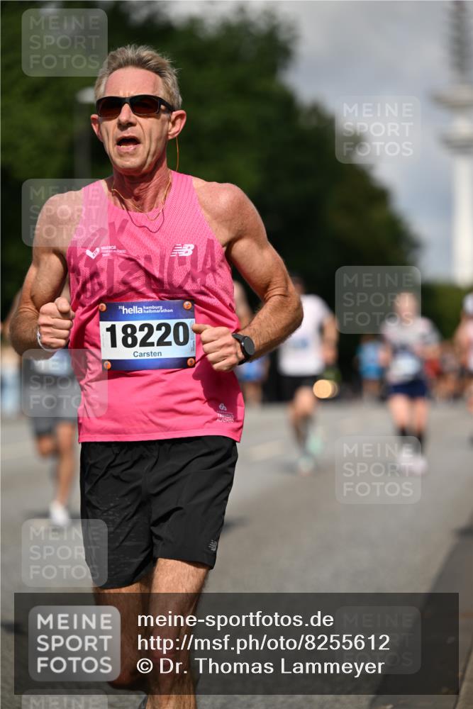 29.06.2025 - hella hamburg halbmarathon Dr. Thomas Lammeyer http://msf.ph/oto/8255612 29.06.2025 09:51:47 Kennedybrücke 1290, 1385, 1505, 1710, 1743, 2714, 2767, 3959, 4860, 5091, 5315, 5554, 5709, 6684, 7152, 7154, 7884, 8933, 9403, 10404, 10793, 10852, 10900 meine-sportfotos.de