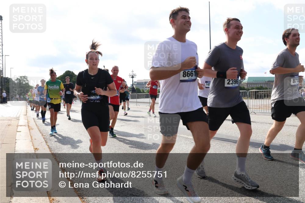 29.06.2025 - hella hamburg halbmarathon Lena Gebhardt http://msf.ph/oto/8255751 29.06.2025 09:56:52 Lombardsbrücke 1381, 1460, 1496, 1537, 1628, 1657, 1783, 1833, 1877, 2013, 2025, 2058, 2074, 2082, 2111, 2208, 2340, 2378, 2396, 2771, 2839, 2869, 2878, 2953, 2996, 3093, 3256, 3296, 3310, 3575, 3652, 3791, 4065, 4377, 4404, 4635, 4711, 4726, 4770, 4833, 4897, 5008, 5169, 5194, 5319, 5839, 5978, 6033, 6286, 6377, 6511, 6512, 6561, 6562, 6631, 7176, 7177, 7383, 7475, 7918, 8112, 8261, 8313, 8361, 8572, 8587, 8618, 8651, 8661, 8710, 8813, 8863, 8921, 8930, 9060, 9082, 9497, 9597, 9638 meine-sportfotos.de