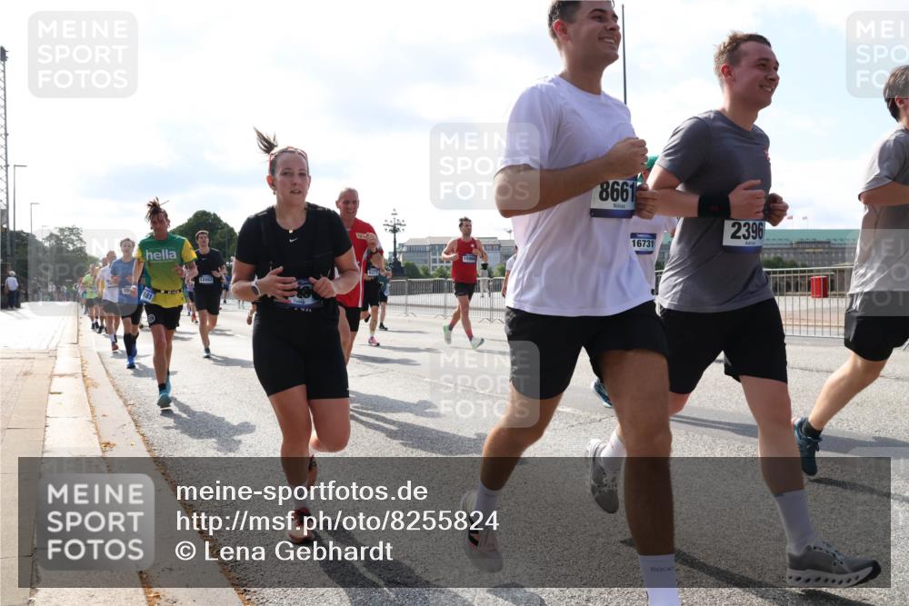29.06.2025 - hella hamburg halbmarathon Lena Gebhardt http://msf.ph/oto/8255824 29.06.2025 09:56:52 Lombardsbrücke 1381, 1460, 1496, 1537, 1628, 1657, 1783, 1833, 1877, 2013, 2025, 2058, 2074, 2082, 2111, 2208, 2340, 2378, 2396, 2771, 2839, 2869, 2878, 2953, 2996, 3093, 3256, 3296, 3310, 3575, 3652, 3791, 4065, 4377, 4404, 4635, 4711, 4726, 4770, 4833, 4897, 5008, 5169, 5194, 5319, 5839, 5978, 6033, 6286, 6377, 6511, 6512, 6561, 6562, 6631, 7176, 7177, 7383, 7475, 7918, 8112, 8261, 8313, 8361, 8572, 8587, 8618, 8651, 8661, 8710, 8813, 8863, 8921, 8930, 9060, 9082, 9497, 9597, 9638 meine-sportfotos.de