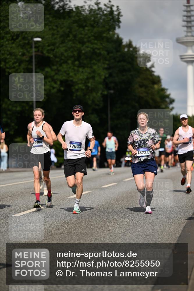 29.06.2025 - hella hamburg halbmarathon Dr. Thomas Lammeyer http://msf.ph/oto/8255950 29.06.2025 09:51:49 Kennedybrücke 1290, 1385, 1505, 1710, 2399, 2714, 2767, 3959, 4860, 5091, 5315, 5554, 5709, 6684, 7152, 7154, 7884, 8933, 9403, 10404, 10793, 10852 meine-sportfotos.de