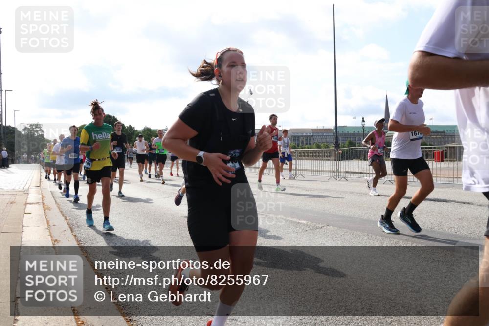 29.06.2025 - hella hamburg halbmarathon Lena Gebhardt http://msf.ph/oto/8255967 29.06.2025 09:56:52 Lombardsbrücke 1381, 1460, 1496, 1537, 1628, 1657, 1783, 1833, 1877, 2013, 2025, 2058, 2074, 2082, 2111, 2208, 2340, 2378, 2396, 2771, 2839, 2869, 2878, 2953, 2996, 3093, 3256, 3296, 3310, 3575, 3652, 3791, 4065, 4377, 4404, 4635, 4711, 4726, 4770, 4833, 4897, 5008, 5169, 5194, 5319, 5839, 5978, 6033, 6286, 6377, 6511, 6512, 6561, 6562, 6631, 7176, 7177, 7383, 7475, 7918, 8112, 8261, 8313, 8361, 8572, 8587, 8618, 8651, 8661, 8710, 8813, 8863, 8921, 8930, 9060, 9082, 9497, 9597, 9638 meine-sportfotos.de