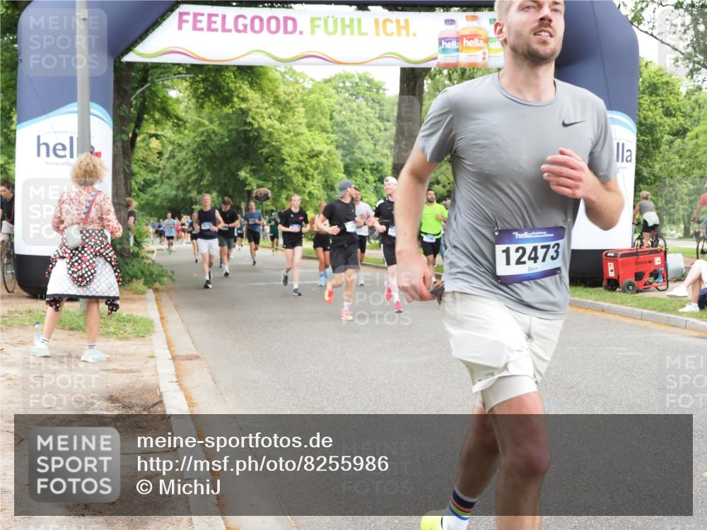 29.06.2025 - hella hamburg halbmarathon MichiJ http://msf.ph/oto/8255986 29.06.2025 10:52:39 Zwischen KM18-KM19 3746, 4488, 7826, 9736, 9737, 10736, 10781, 10886, 12371, 12473, 13481, 14607, 17059, 18726, 18827 meine-sportfotos.de