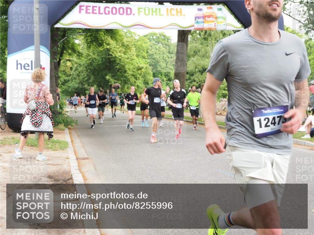 29.06.2025 - hella hamburg halbmarathon MichiJ http://msf.ph/oto/8255996 29.06.2025 10:52:39 Zwischen KM18-KM19 3746, 4488, 7826, 9736, 9737, 10736, 10781, 10886, 12371, 12473, 13481, 14607, 17059, 18726, 18827 meine-sportfotos.de