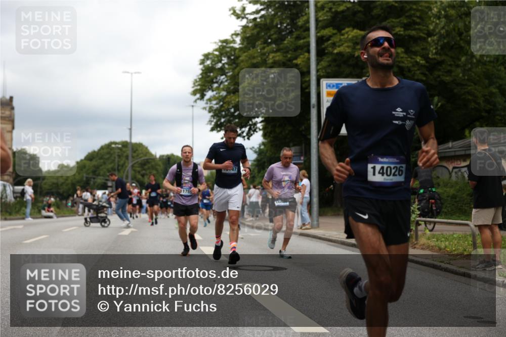 29.06.2025 - hella hamburg halbmarathon Yannick Fuchs http://msf.ph/oto/8256029 29.06.2025 10:48:16 20KM 1410, 1442, 1549, 1815, 2432, 3103, 3310, 3898, 4299, 6260, 6356, 6374, 6581, 6723, 6994, 7129, 7478, 7973, 8223, 8394, 8772, 8798, 9012, 9032, 9060, 9227, 10040, 10266, 11009, 11430, 11789, 12213, 12362, 12489, 13147, 13803, 13869, 14026, 14239, 14818, 15113, 15156, 15169, 15524, 16092, 16574, 16623, 16750, 17740, 17765, 18308, 18450, 18759, 19067, 19177 meine-sportfotos.de
