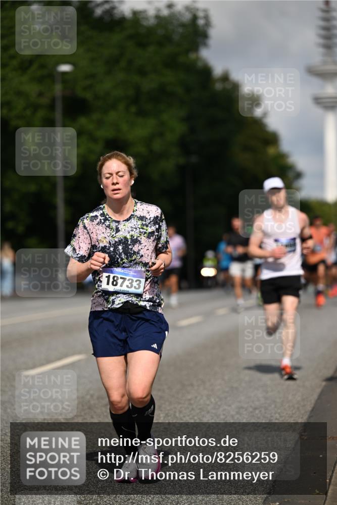 29.06.2025 - hella hamburg halbmarathon Dr. Thomas Lammeyer http://msf.ph/oto/8256259 29.06.2025 09:51:52 Kennedybrücke 1290, 1505, 1710, 2399, 2714, 2767, 3480, 3959, 4860, 5307, 5554, 5709, 7152, 7154, 7884, 8933, 9403, 10404, 10793, 10852 meine-sportfotos.de