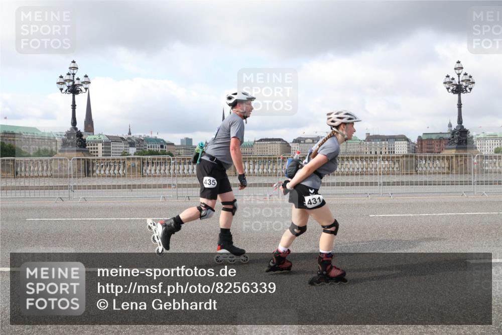 29.06.2025 - hella hamburg halbmarathon Lena Gebhardt http://msf.ph/oto/8256339 29.06.2025 09:03:20 Lombardsbrücke  meine-sportfotos.de