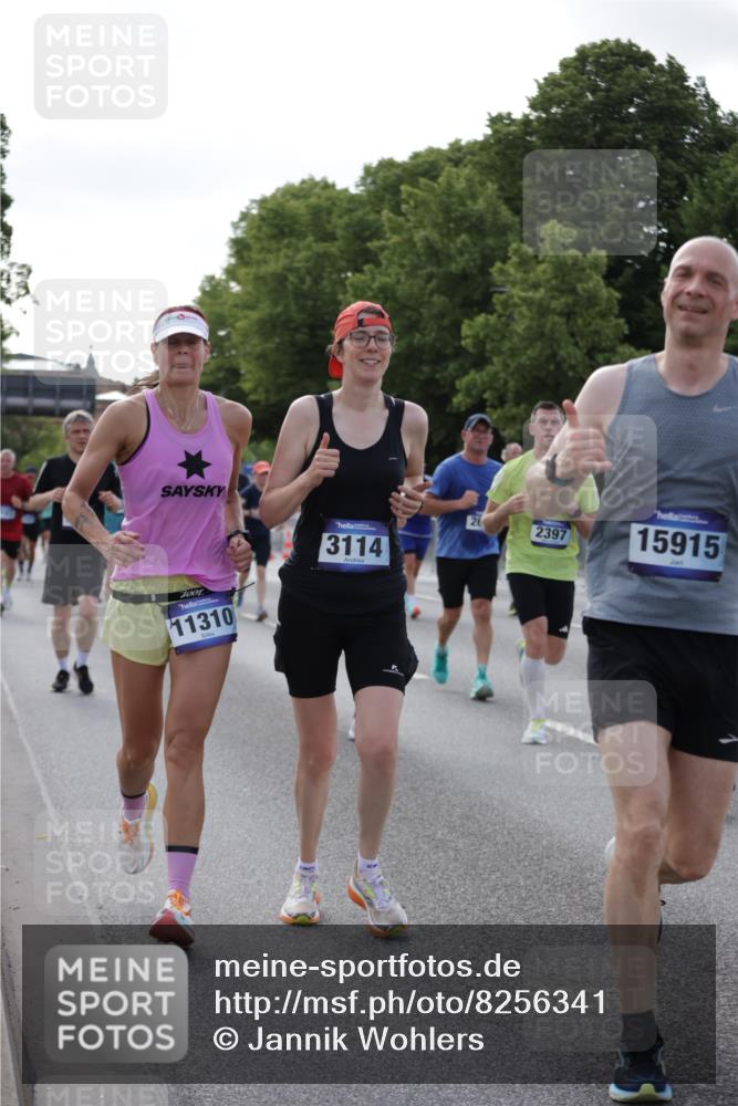 29.06.2025 - hella hamburg halbmarathon Jannik Wohlers http://msf.ph/oto/8256341 29.06.2025 09:57:32 Lombardsbrücke 1094, 1258, 1320, 1321, 1335, 1563, 1870, 2138, 2397, 2448, 2612, 2946, 3058, 3091, 3114, 3251, 5032, 5305, 5672, 5775, 6355, 6356, 6569, 6580, 6585, 6628, 6754, 6776, 7065, 7134, 7478, 7509, 7646, 7952, 7976, 8176, 8973, 9065, 9145, 9163, 9214, 9227, 9835, 10860, 11208, 11310, 11757, 11789, 12155, 12224, 12662, 12961, 13047, 14300, 14638, 14865, 15061, 15125, 15134, 15426, 15496, 15712, 15915, 16008, 16009, 16320, 16563, 16750, 16980, 17530 meine-sportfotos.de