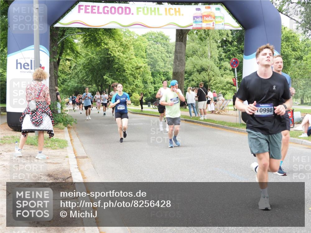 29.06.2025 - hella hamburg halbmarathon MichiJ http://msf.ph/oto/8256428 29.06.2025 10:52:46 Zwischen KM18-KM19 3578, 3746, 4488, 6572, 9165, 10067, 10781, 10998, 13481, 13566, 13625, 18732 meine-sportfotos.de