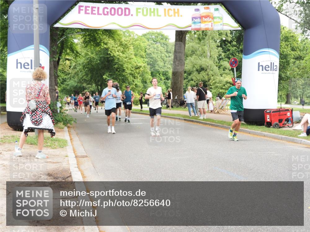 29.06.2025 - hella hamburg halbmarathon MichiJ http://msf.ph/oto/8256640 29.06.2025 10:52:49 Zwischen KM18-KM19 6572, 10067, 10998, 11416, 11887, 13566, 13625, 18732 meine-sportfotos.de