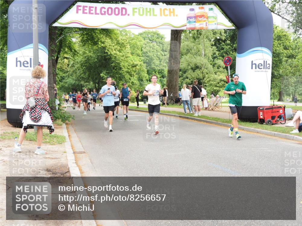 29.06.2025 - hella hamburg halbmarathon MichiJ http://msf.ph/oto/8256657 29.06.2025 10:52:49 Zwischen KM18-KM19 6572, 10067, 10998, 11416, 11887, 13566, 13625, 18732 meine-sportfotos.de