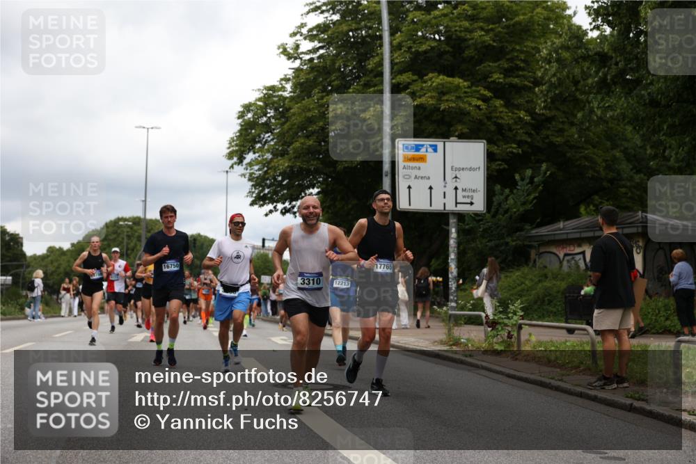 29.06.2025 - hella hamburg halbmarathon Yannick Fuchs http://msf.ph/oto/8256747 29.06.2025 10:48:22 20KM 1410, 1815, 2432, 3177, 3310, 3861, 3898, 4189, 6082, 6084, 6260, 6356, 6581, 6723, 6994, 7129, 7973, 8223, 8449, 8772, 8798, 9012, 9060, 9227, 10040, 10263, 10266, 11009, 11499, 11789, 12213, 12362, 12489, 13147, 13297, 13869, 14026, 14660, 14818, 15113, 15156, 15169, 15408, 15524, 15879, 16092, 16574, 16623, 16750, 17740, 17765, 18759, 19177 meine-sportfotos.de