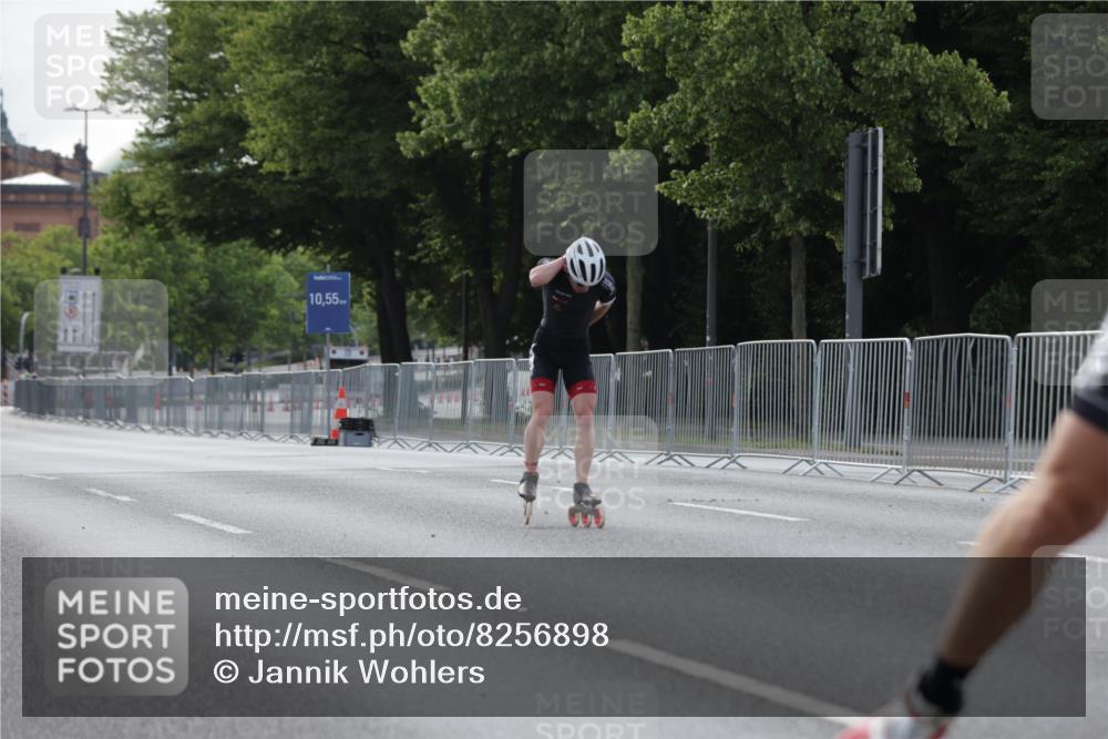 29.06.2025 - hella hamburg halbmarathon Jannik Wohlers http://msf.ph/oto/8256898 29.06.2025 08:49:02 Lombardsbrücke  meine-sportfotos.de