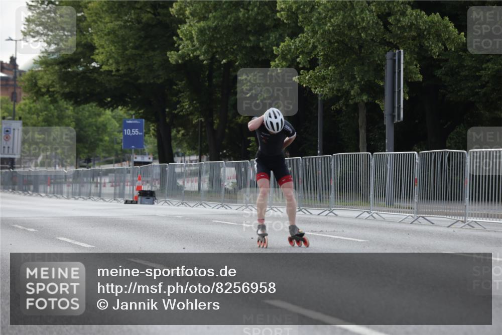 29.06.2025 - hella hamburg halbmarathon Jannik Wohlers http://msf.ph/oto/8256958 29.06.2025 08:49:03 Lombardsbrücke  meine-sportfotos.de