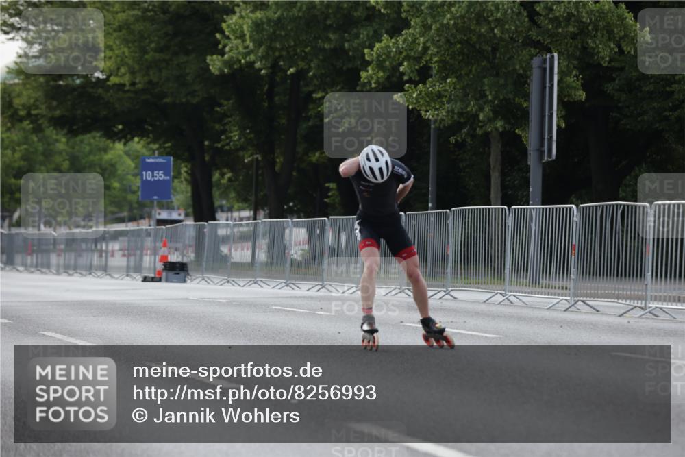29.06.2025 - hella hamburg halbmarathon Jannik Wohlers http://msf.ph/oto/8256993 29.06.2025 08:49:03 Lombardsbrücke  meine-sportfotos.de