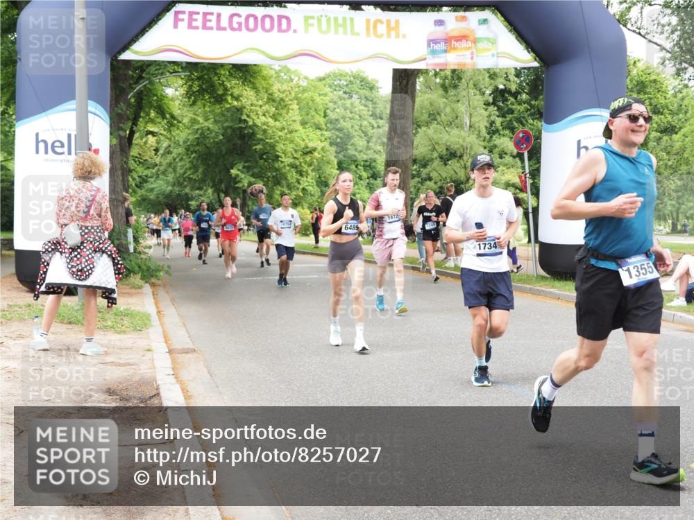 29.06.2025 - hella hamburg halbmarathon MichiJ http://msf.ph/oto/8257027 29.06.2025 10:52:55 Zwischen KM18-KM19 1355, 3994, 6489, 11416, 11887, 17347, 18721 meine-sportfotos.de