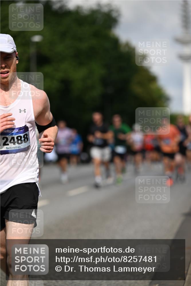 29.06.2025 - hella hamburg halbmarathon Dr. Thomas Lammeyer http://msf.ph/oto/8257481 29.06.2025 09:51:54 Kennedybrücke 1290, 1505, 1710, 2399, 2714, 2767, 3480, 3959, 5307, 5554, 5709, 6993, 7152, 7154, 7884, 8571, 8933, 9403, 10404, 10793, 10852 meine-sportfotos.de