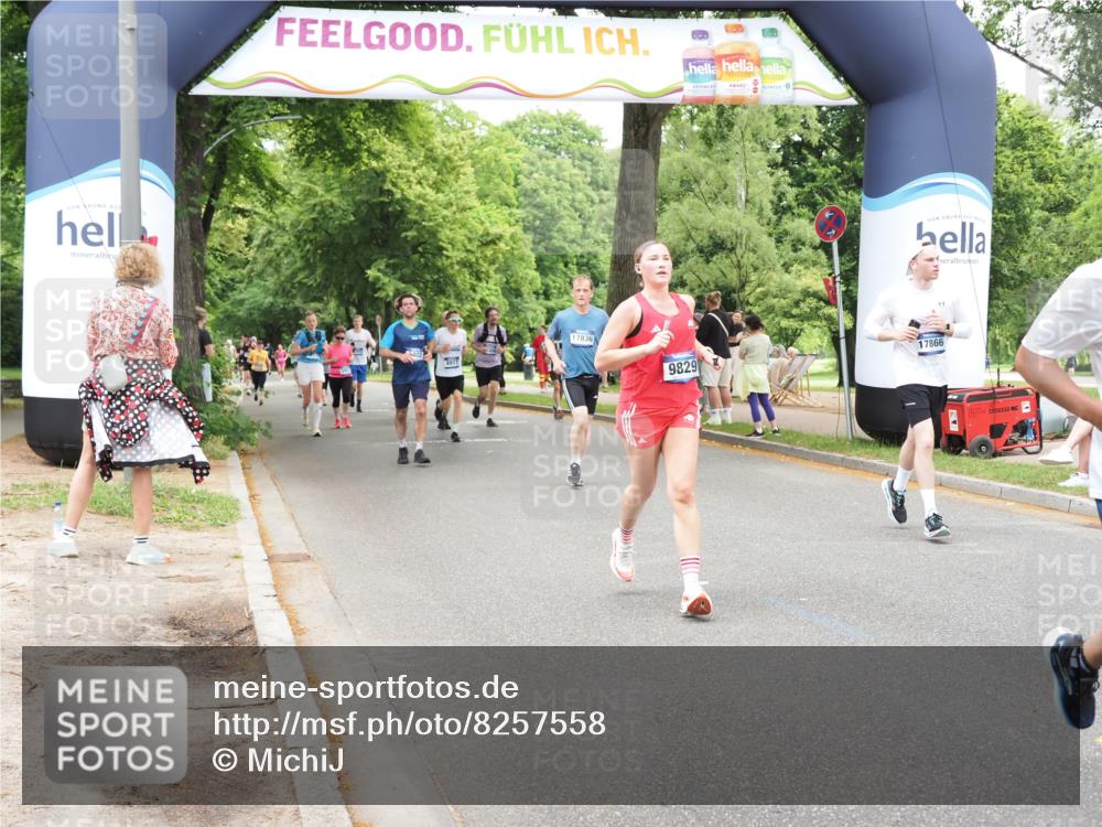 29.06.2025 - hella hamburg halbmarathon MichiJ http://msf.ph/oto/8257558 29.06.2025 10:52:59 Zwischen KM18-KM19 1249, 1355, 6489, 9829, 11917, 17347, 17836, 17866, 18721, 18754 meine-sportfotos.de